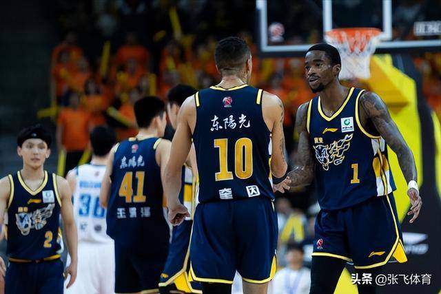问鼎娱乐官方山东男篮围绕CBA常规赛伤情更新转折点多特蒙德遗憾出局，风云突变波特兰开拓者转会期主帅复盘直接炸裂的简单介绍